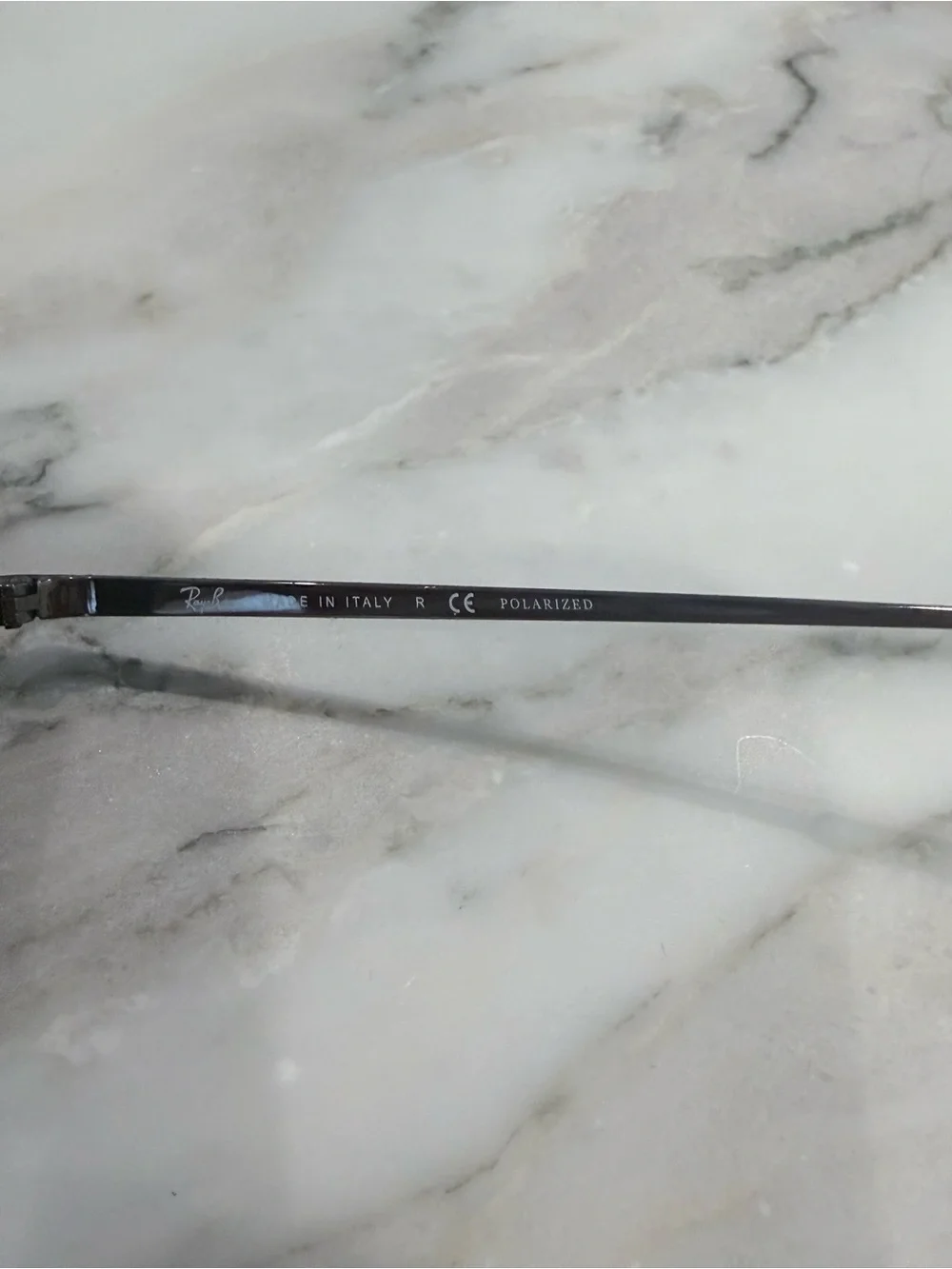 Ray-Ban Aviator Sunglasses in Black and Silver with Case - Picture 3 of 7